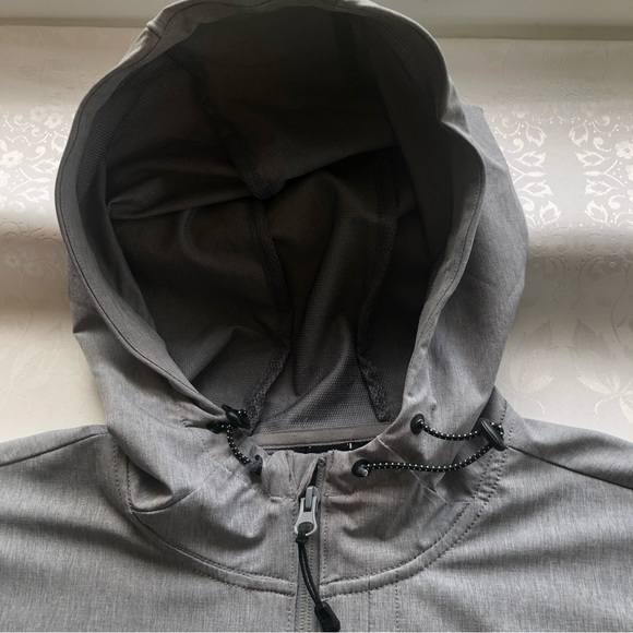 Swiss Tech Silver Dri-Fit Coat Jacket Men’s Size L (42-44) Performance Active - Picture 7 of 16